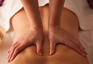 Nghệ thuật massage cho cặp vợ chồng